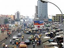 Cotonou – turbulenter Umschlagplatz auch für Gebrauchtwagen aus Deutschland. Foto: Archiv/auto-reporter.net 